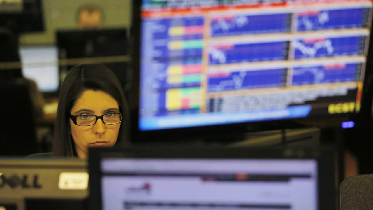 Bolsa de Lisboa fecha com perdas pressionada pelo grupo EDP