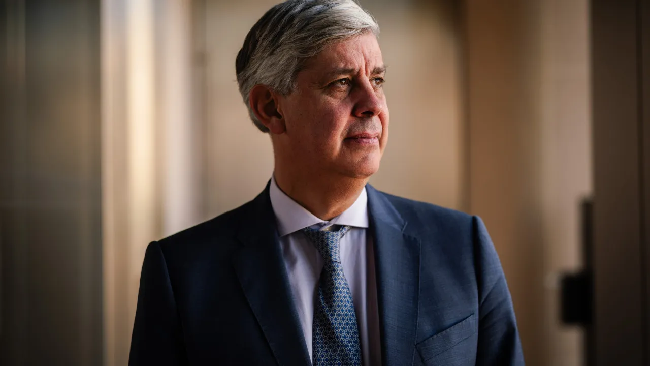 Centeno vai manter-se em funções no BdP até à entrada de