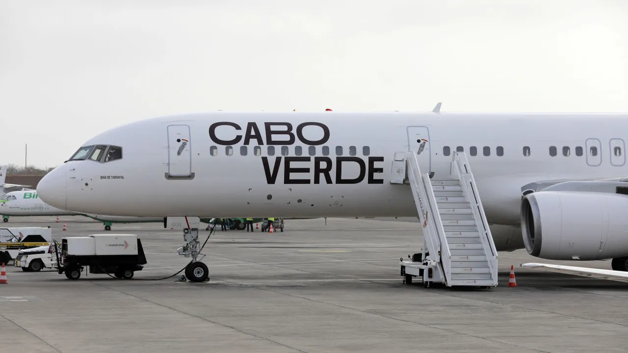 Companhia aérea cabo-verdiana lança concurso para plano