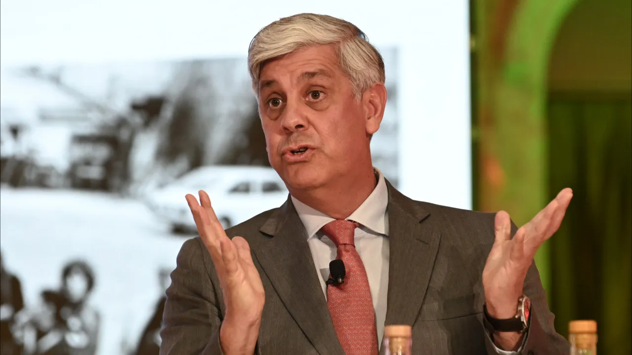 Do défice à 'fuga de cérebros'