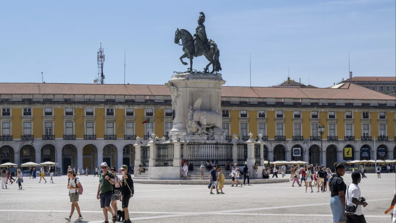 E "compra de férias" à greve: O que muda na lei