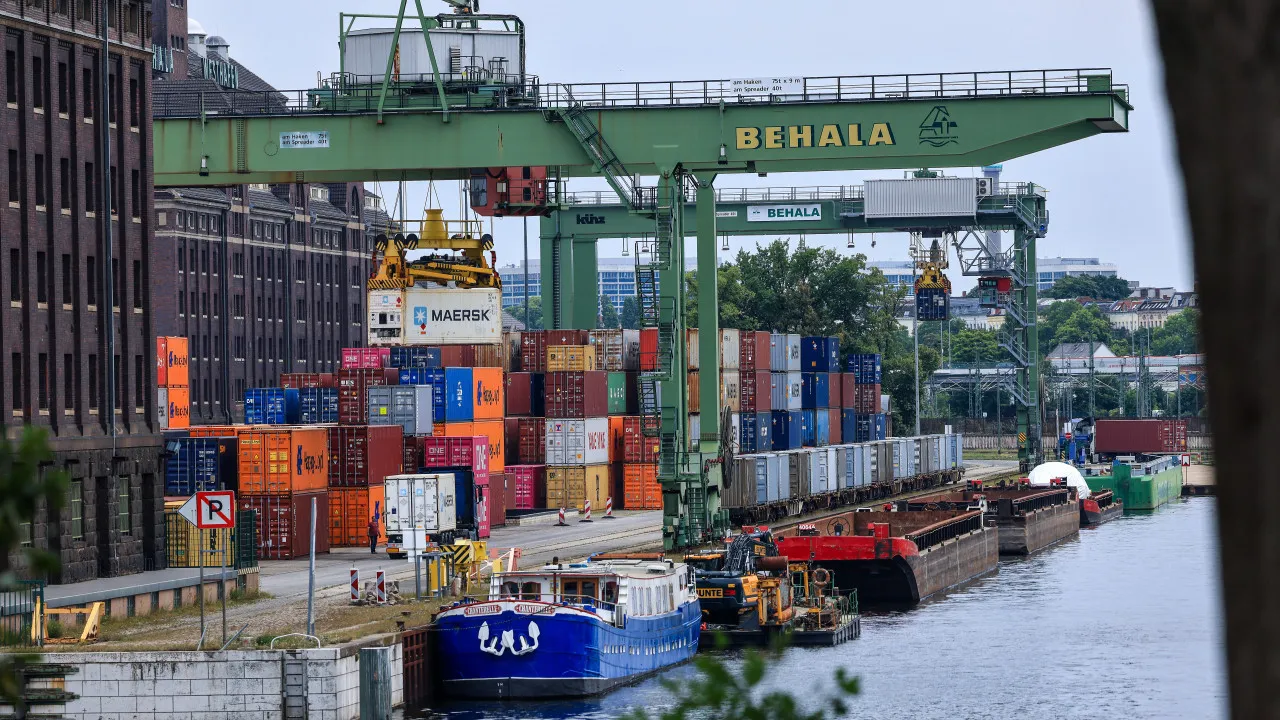 Economia alemã contrai-se 0,1% no 2.º trimestre