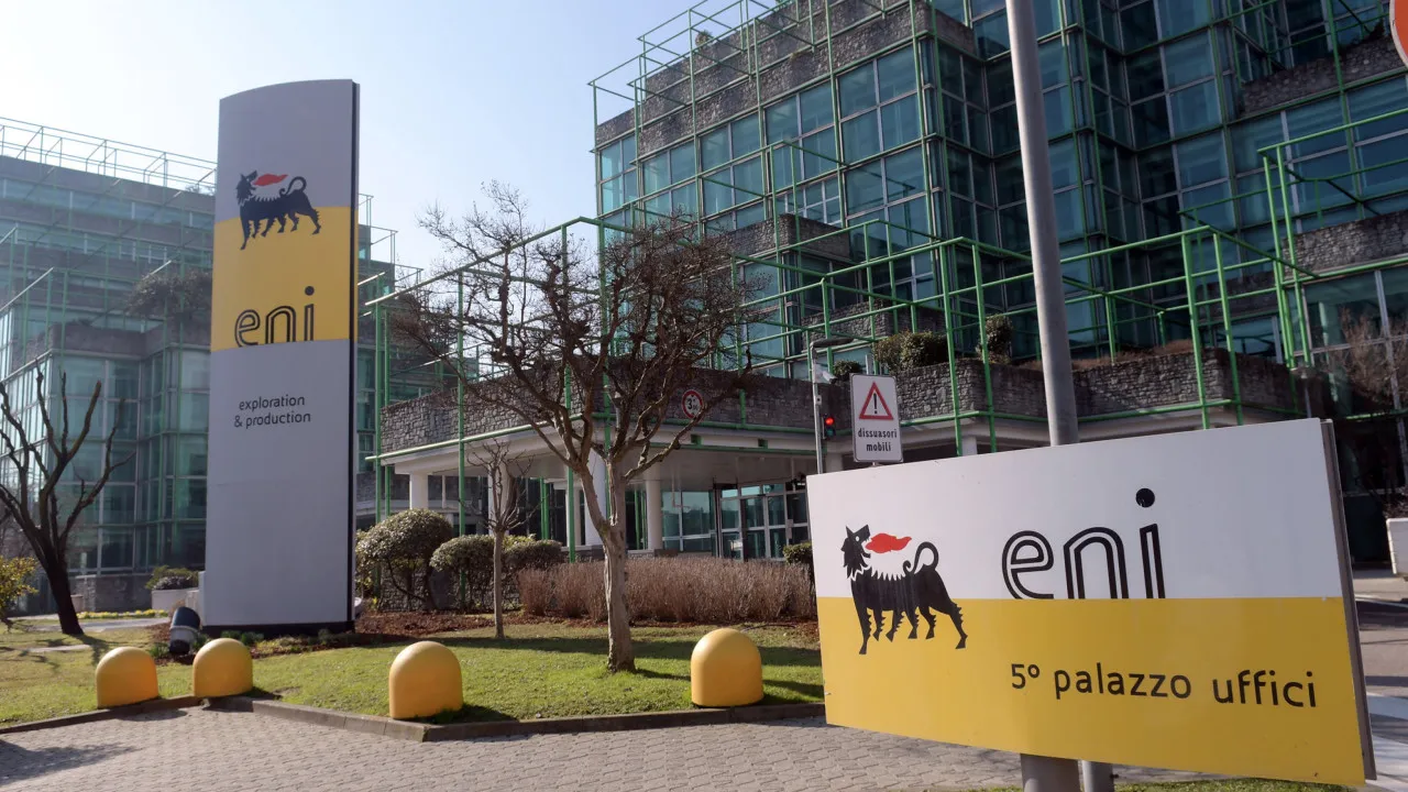 Eni anuncia acordo de 20 anos para compra de gás natural aos