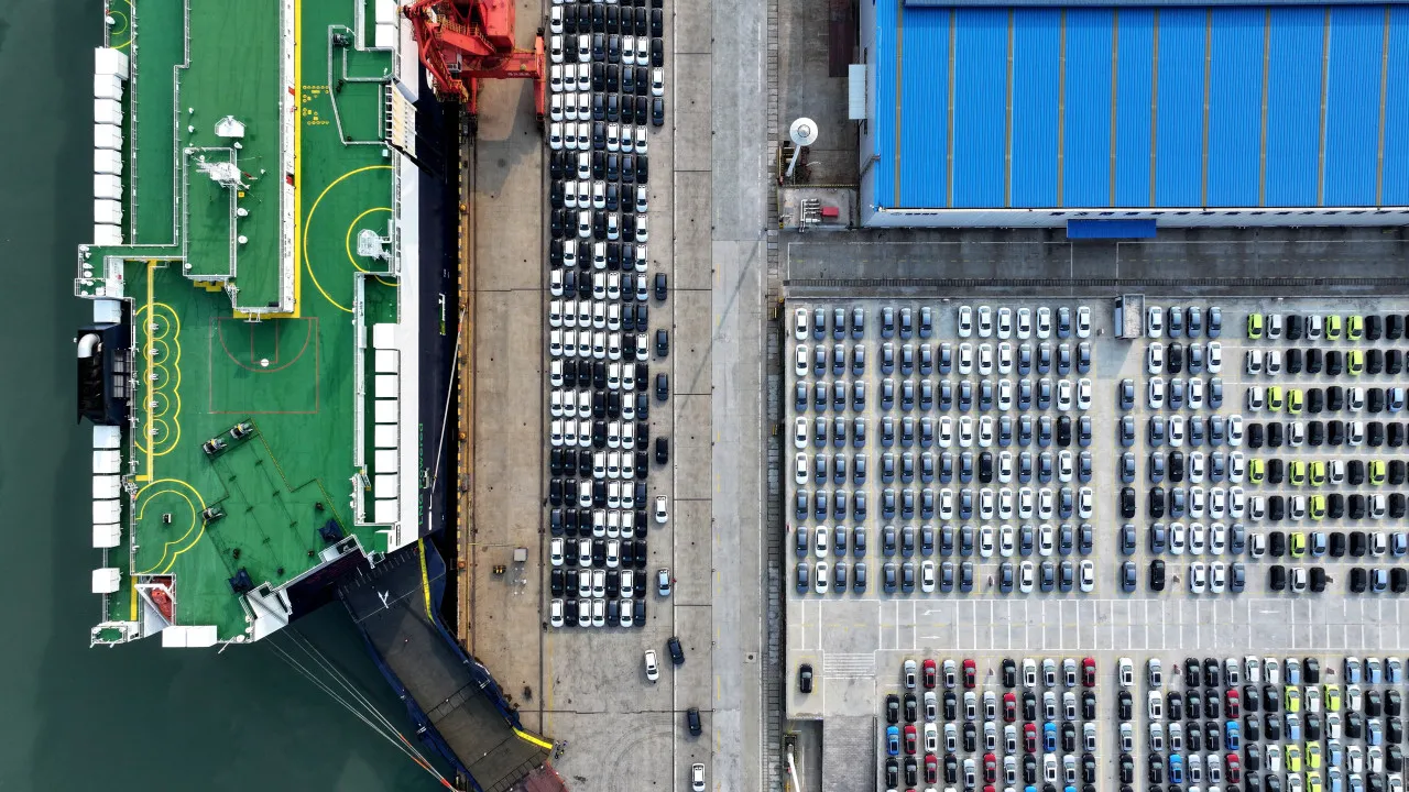 Exportações da China aceleram em junho após trégua na guerra