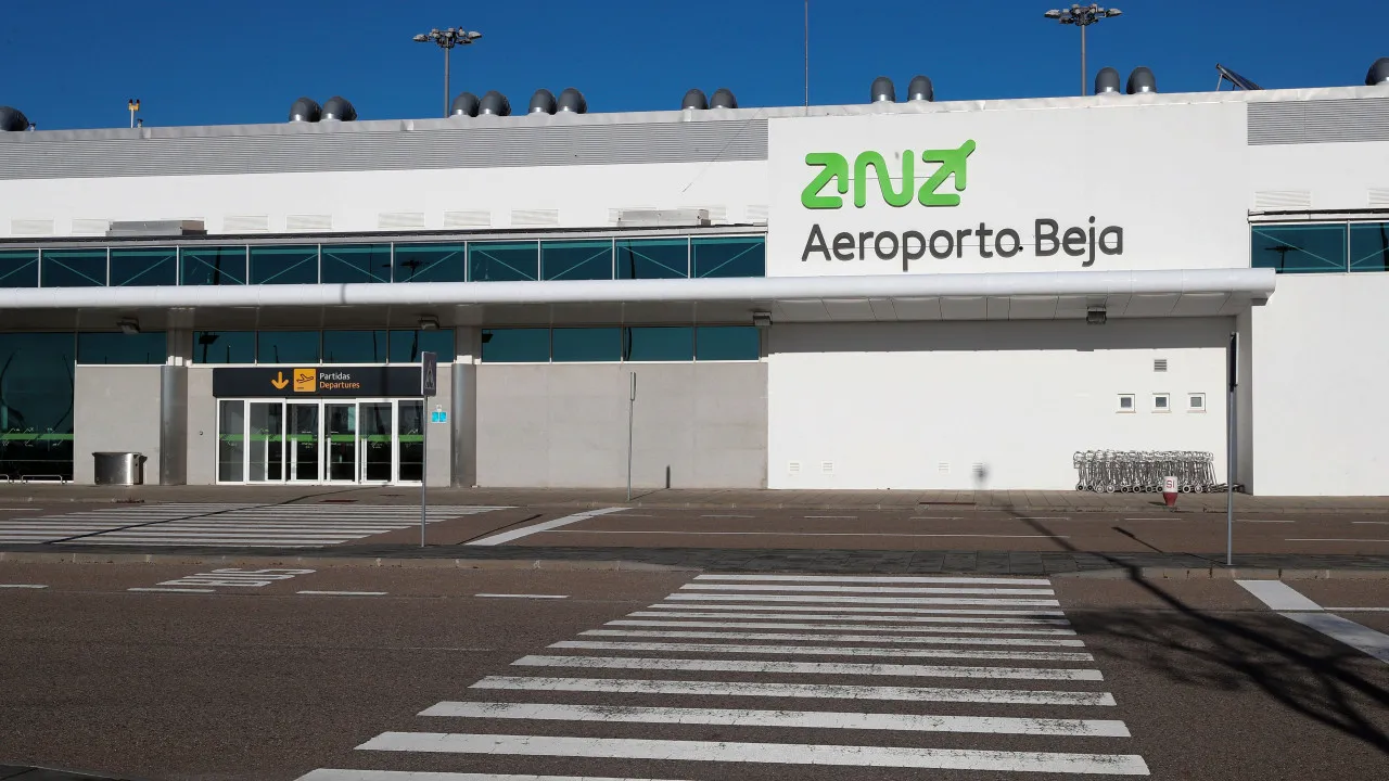 Governo reforça potencial do aeroporto de Beja na defesa