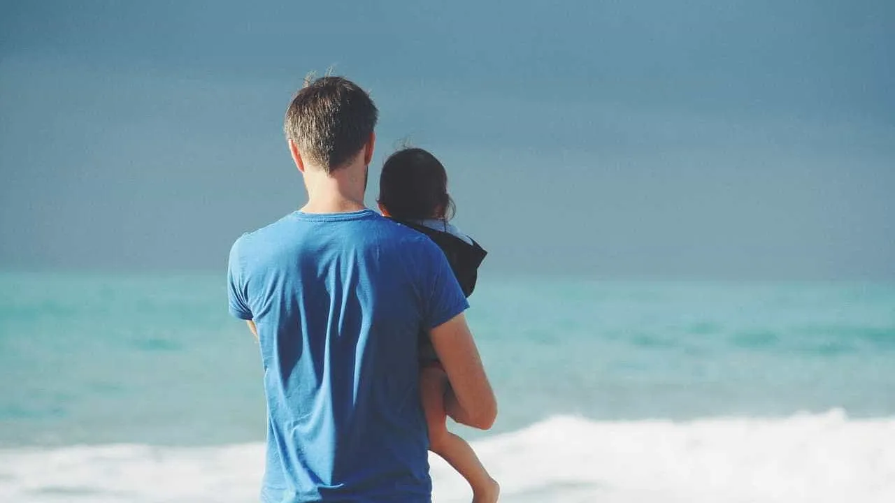 Licença parental pode chegar a seis meses com partilha entre