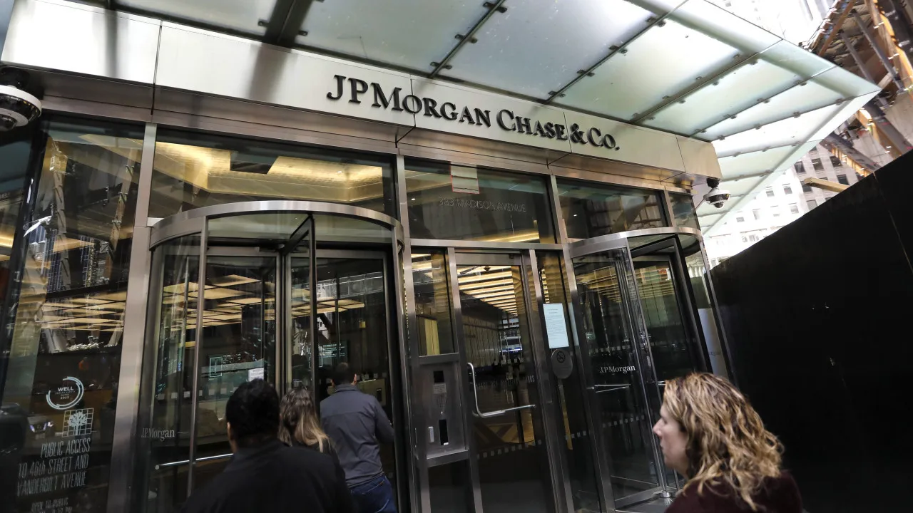 Lucros do JP Morgan descem 6,1% no 1º trimestre para 25,3