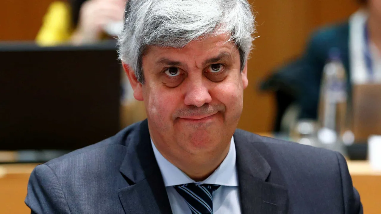 Negócio de risco com Centeno de saída?