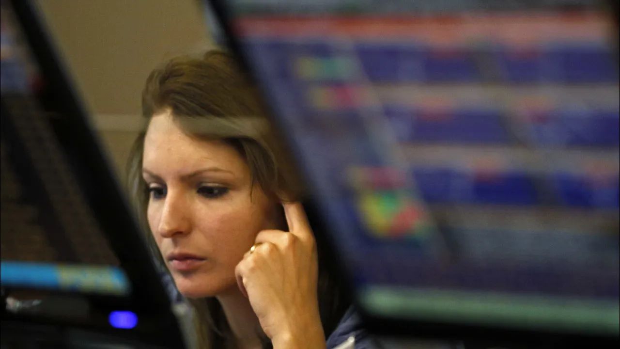 PSI em baixa com CTT e Mota-Engil a descer mais de 1,43%