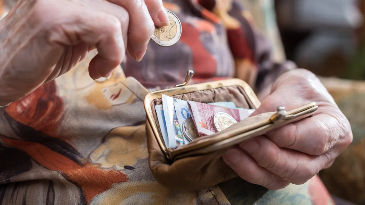 Pensões: Quem ganha 1.250€ pagará 1€, quem ganha 3.000€