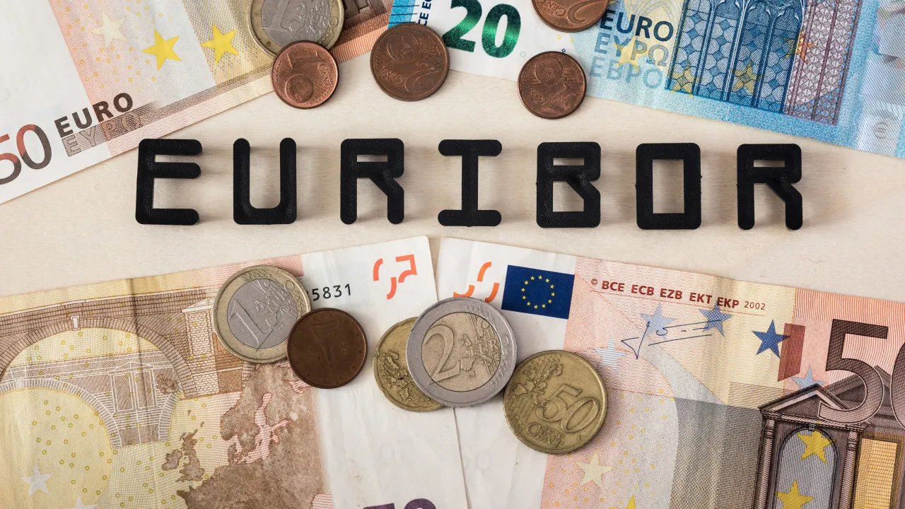 Taxa Euribor desce a três meses, sobe a seis e mantém-se a