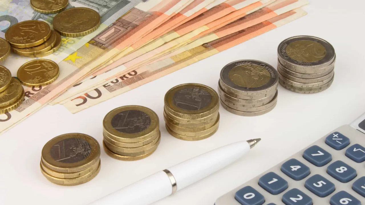 Trabalhadores da Aunde Portugal exigem melhores salários