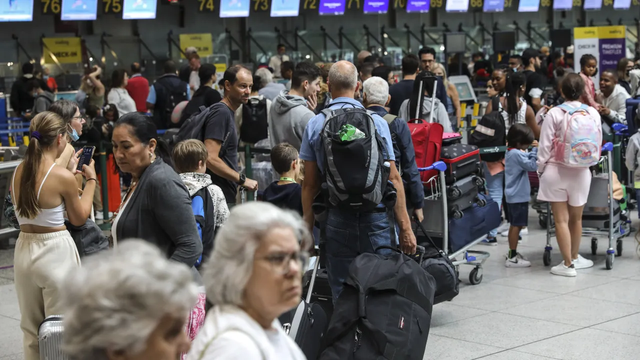 Aeroporto de Lisboa com 6 voos cancelados em dia de greve na
