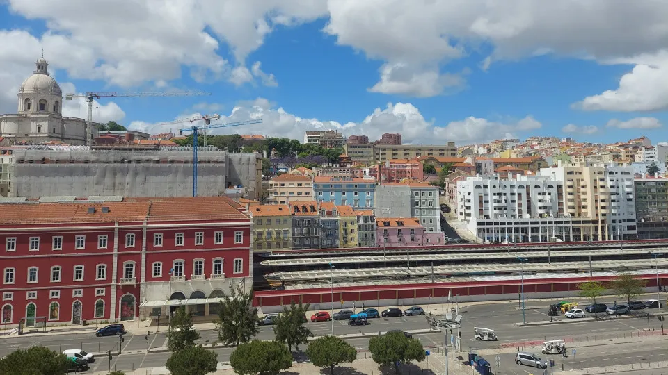 Após polémica, apoio à renda cai na conta em setembro: Quem