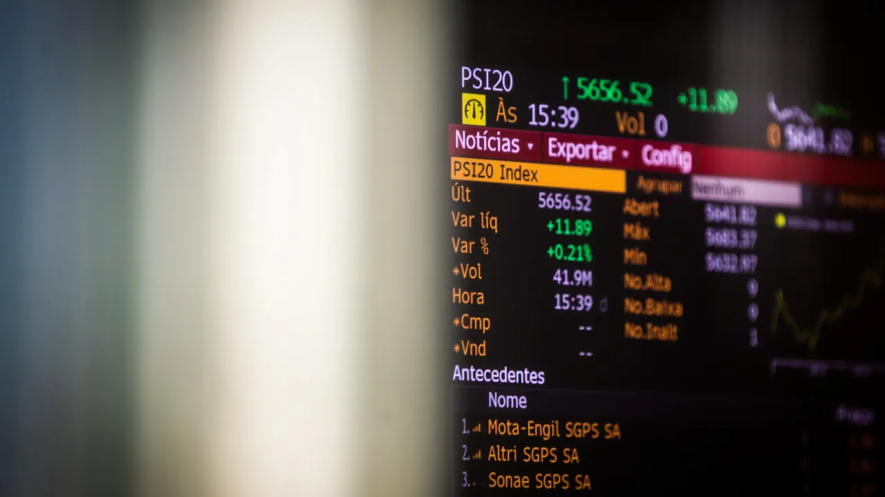 Bolsa de Lisboa temina semana em alta com PSI a subir 0,75%