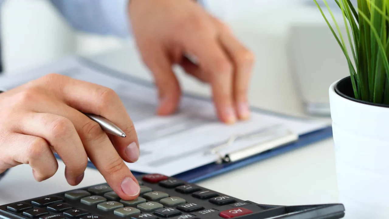 Compensações de quilómetros a sócios pagam IRC? Fisco