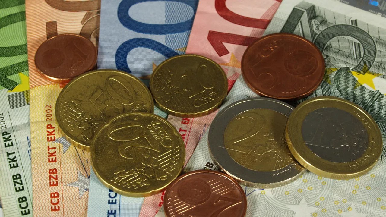 Empresas podem ficar um ano sem pagar contribuições