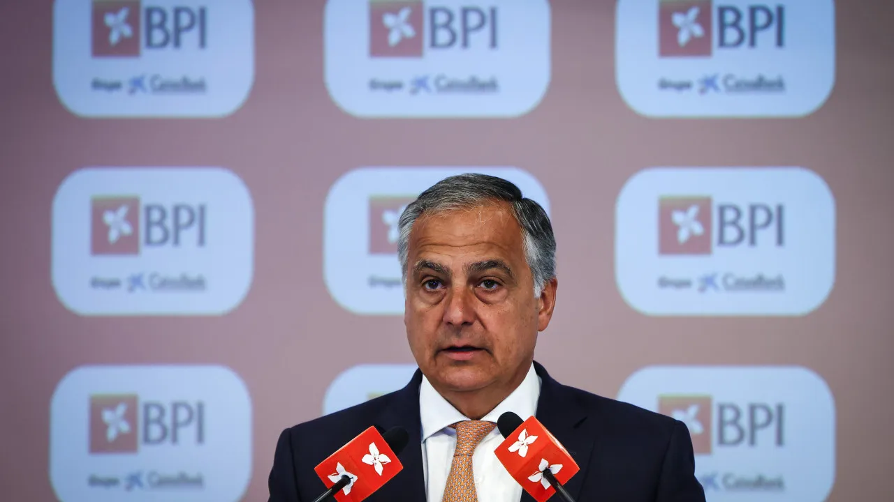 Lucros do BPI recuam 16% no 1.º semestre para 274,5 milhões