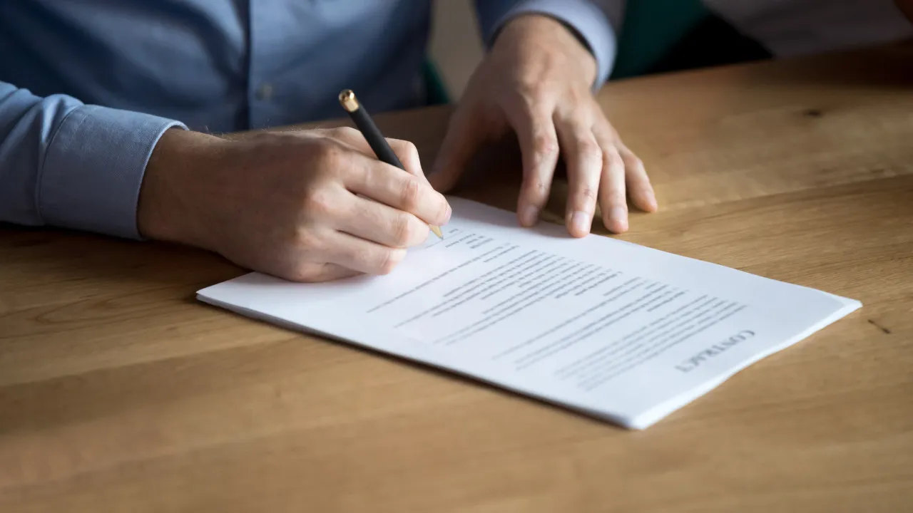 Mudar contratos a prazo? Flexibiliza, mas vai aumentar