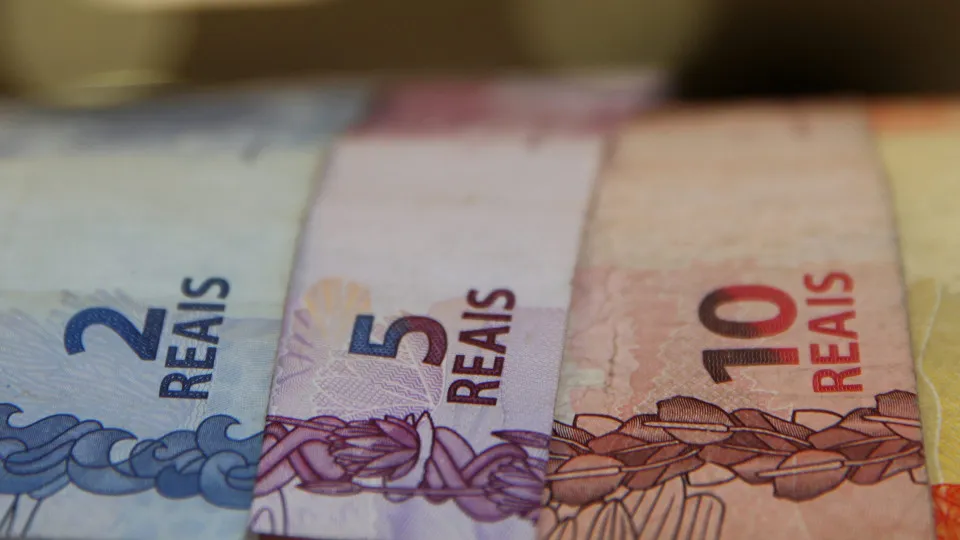 Os 0,01% mais ricos do Brasil detêm 6% da renda total do
