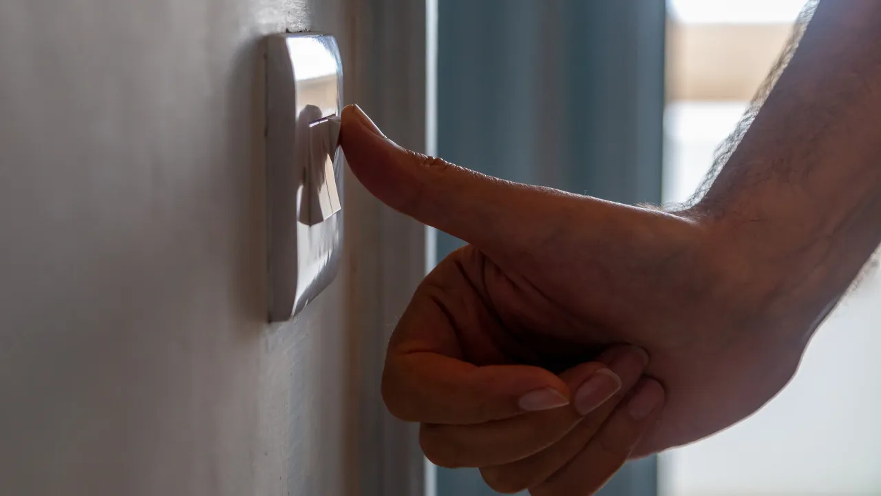 Programas sobre pobreza energética falham nas respostas, diz