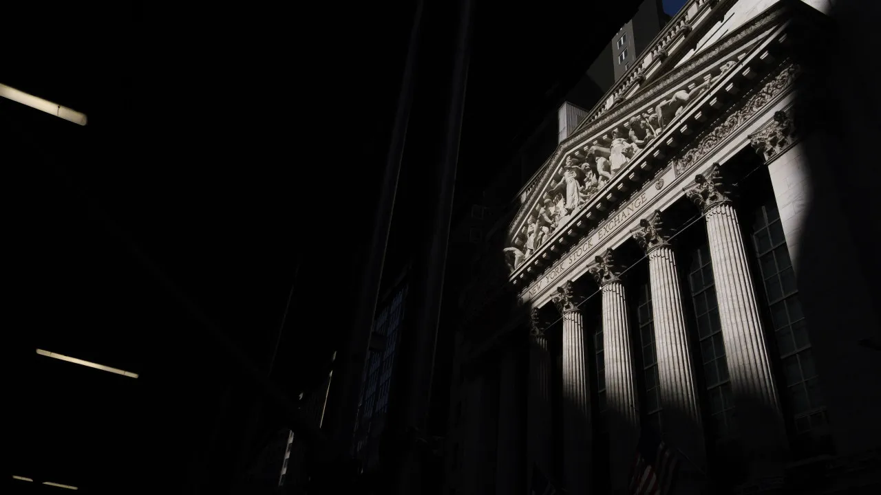 Wall Street abre em alta aguardando discurso do presidente