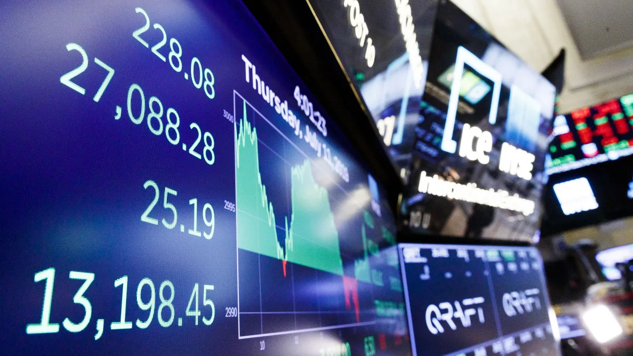 Wall Street arranca semana em alta com subidas de 1%