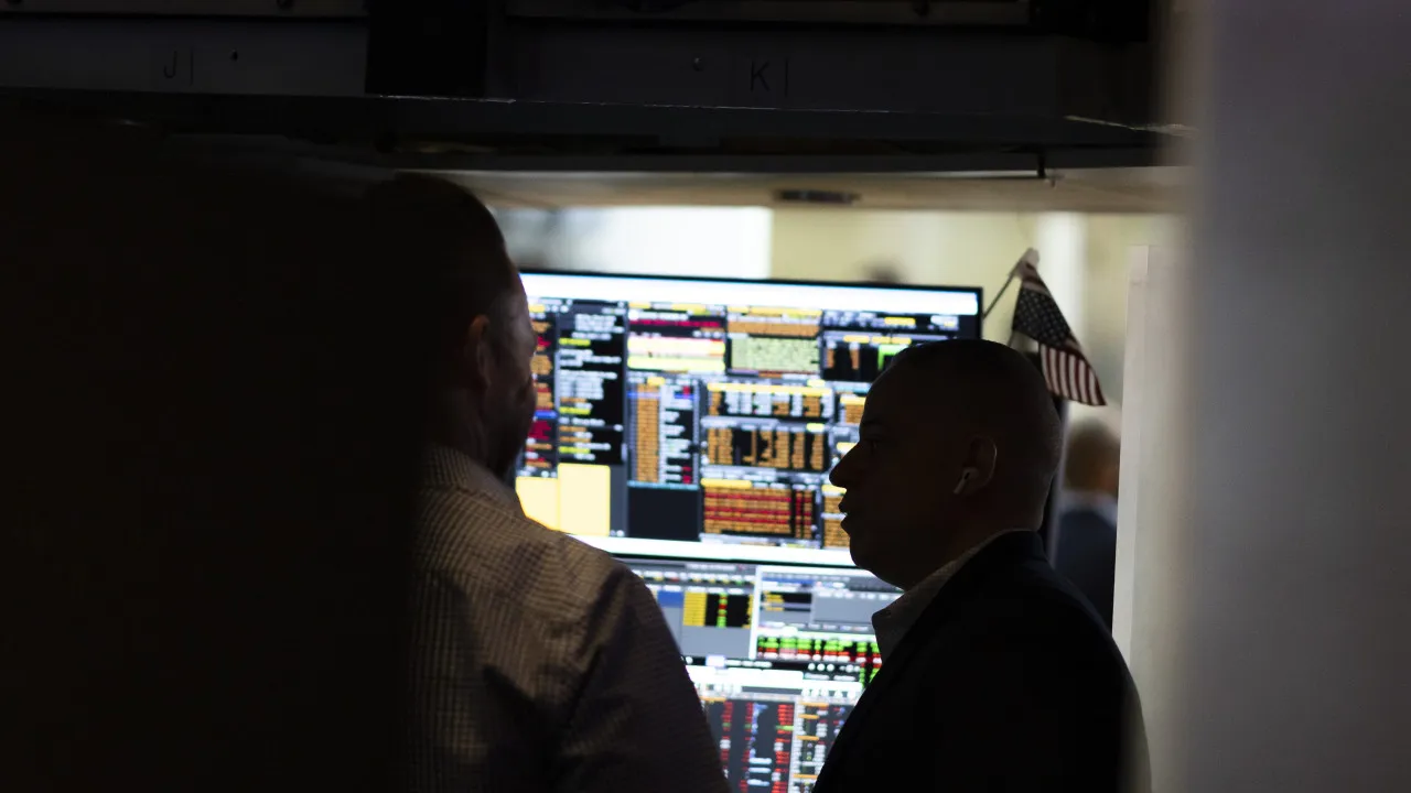 Wall Street em alta com otimismo face a perspetiva de corte