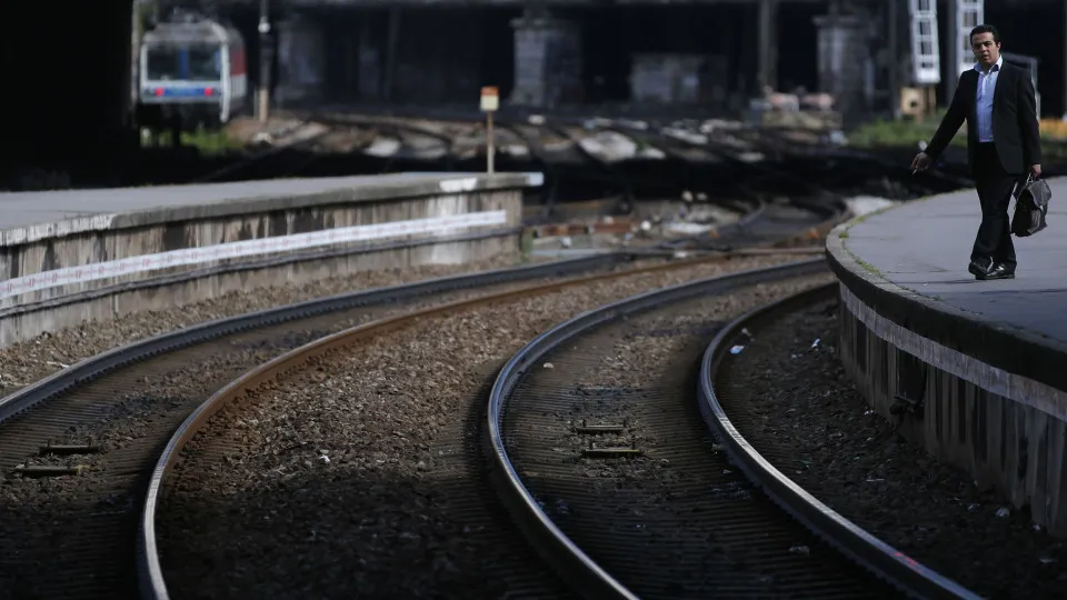 Consórcio propõe pontes sobre o Douro e estação TGV de Gaia