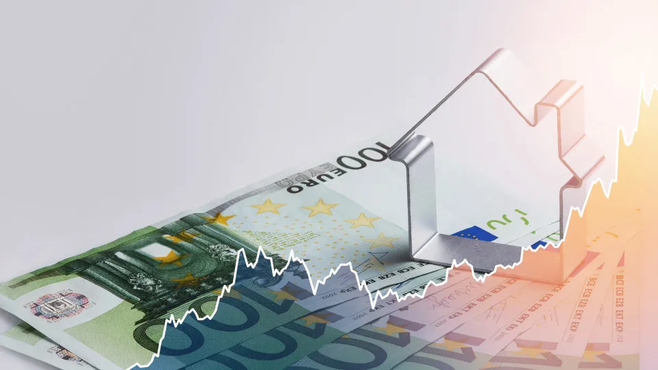 Euribor desce a três meses e sobe a seis e a 12 meses