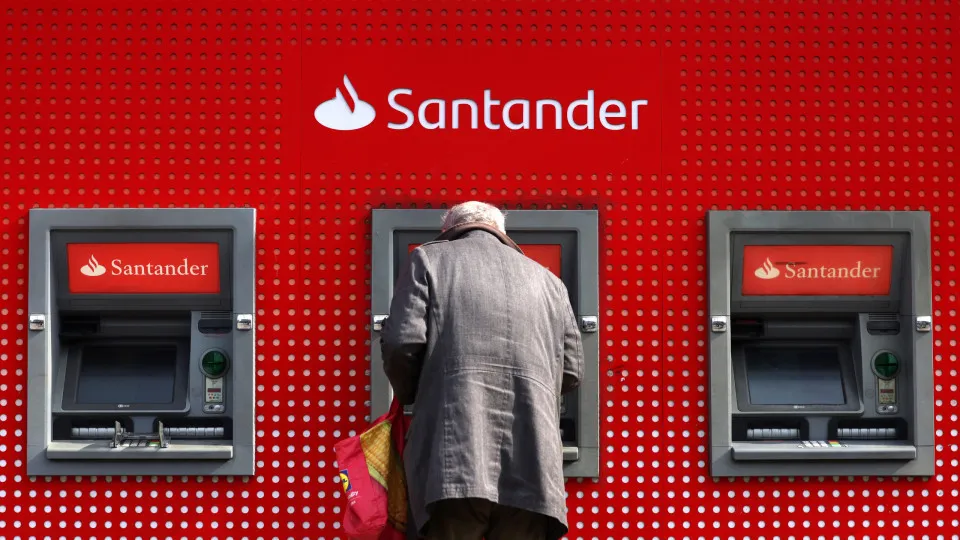 Grupo Santander aumenta lucros em 11% até setembro para