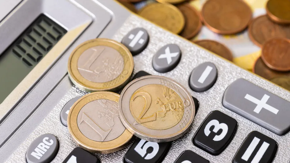 INE: Inflação abranda para 2,3% em outubro