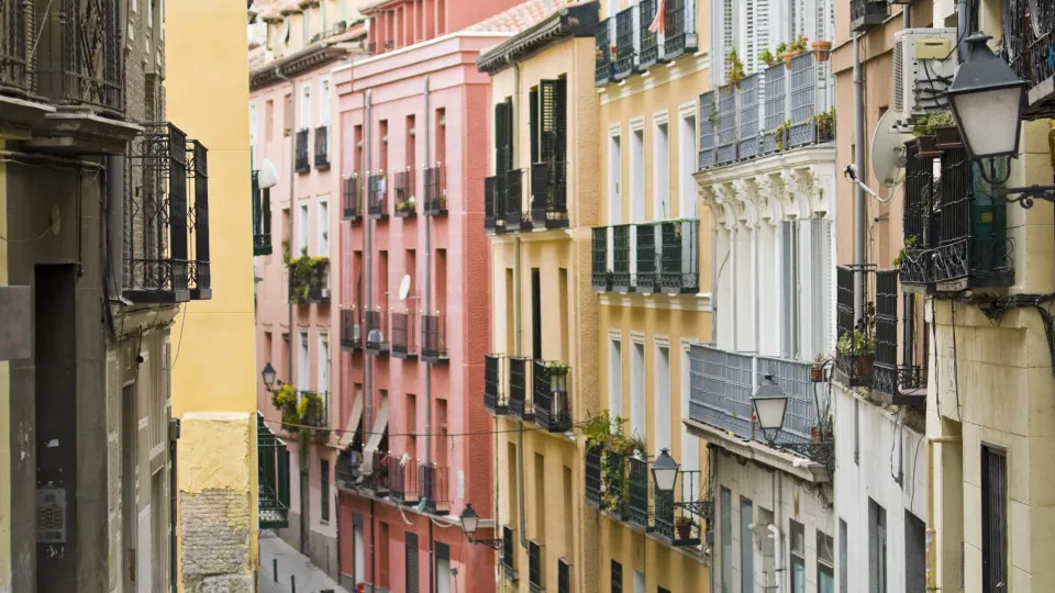 Juros da dívida de Portugal sobem a dois, a cinco e a 10