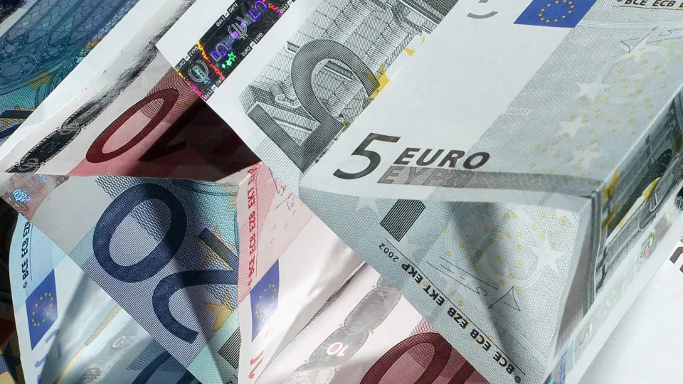 Receita fiscal do Estado sobe 5,8% para 48.014,8 milhões até