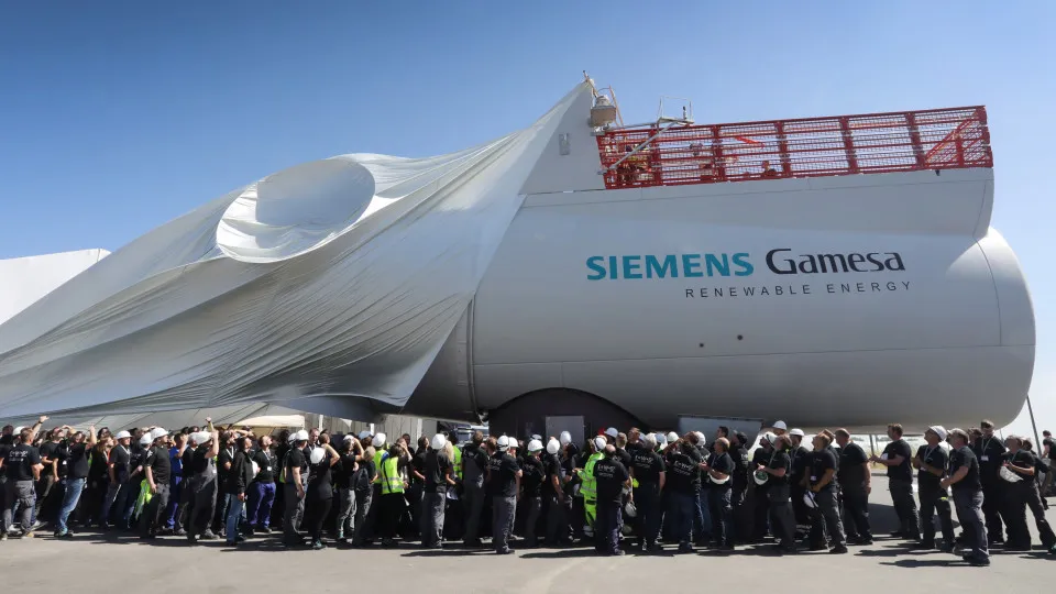 Siemens Gamesa fecha unidade de reparação de pás eólicas em