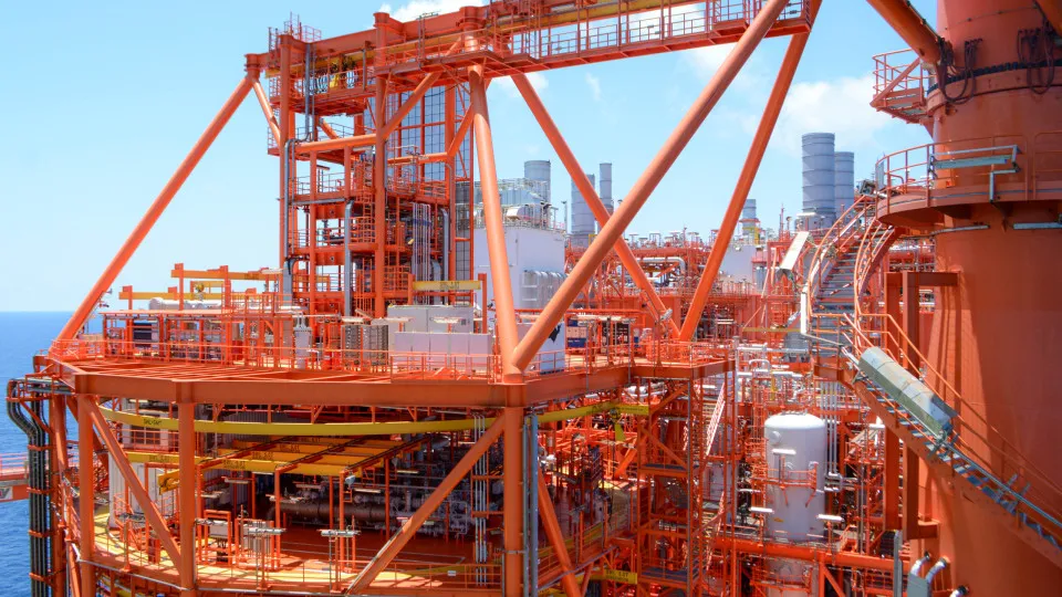 Gás eleva investimento estrangeiro em Moçambique a novo