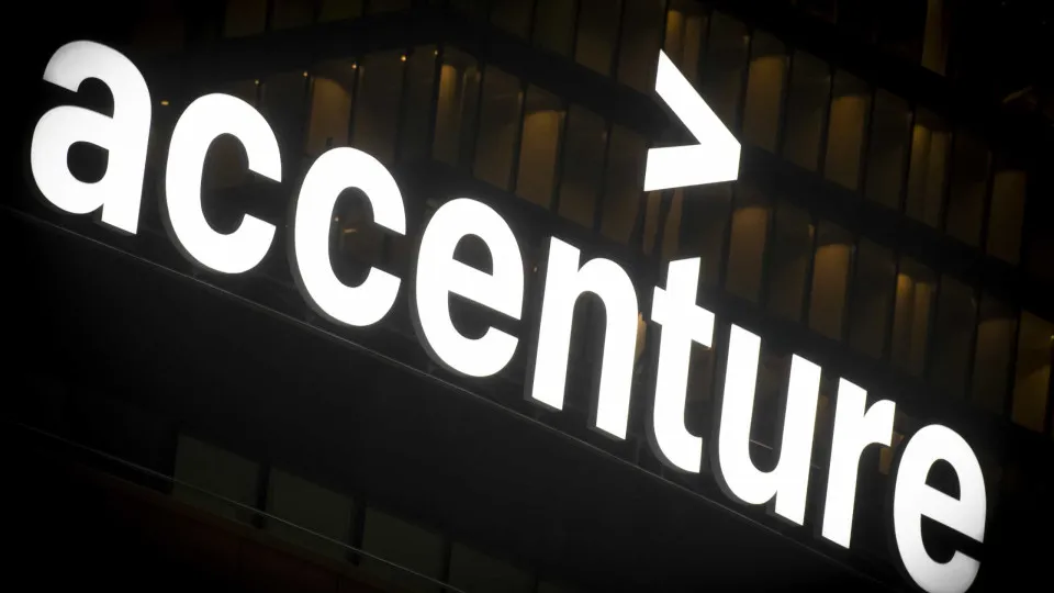 Accenture acusada de "tortura psicológica", mas diz