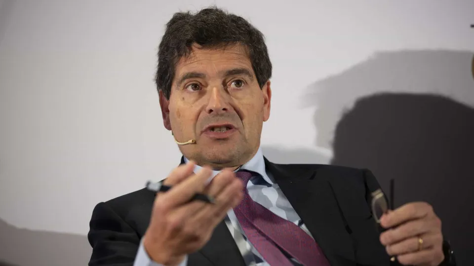 Banca deve estar orientada para "eficiência" e não para