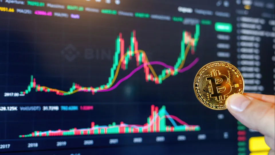 Bitcoin cai mais de 2% para o nível mais baixo desde abril