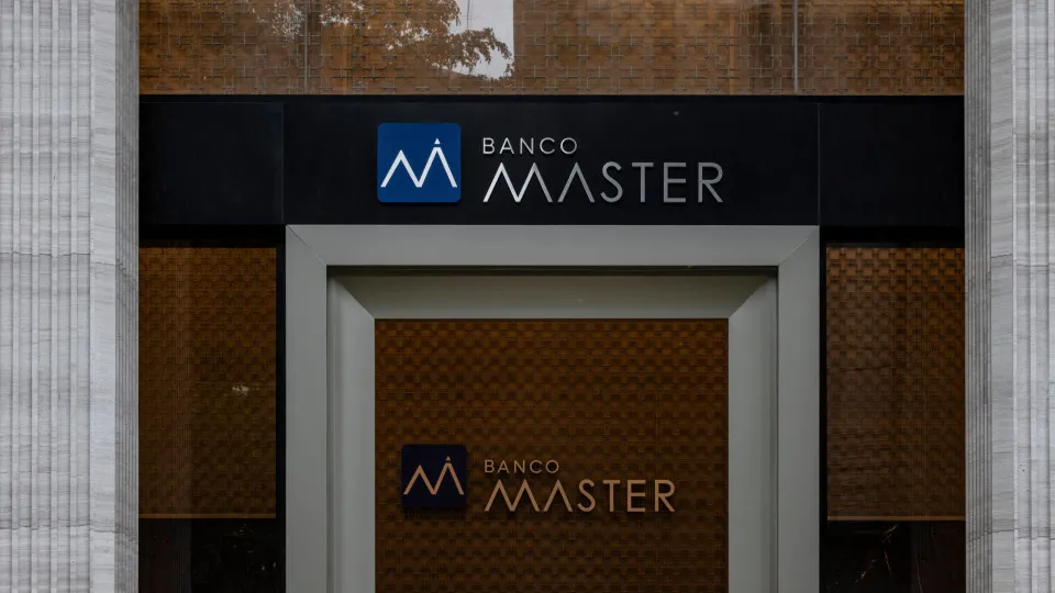 Brasil. Banco Central liquida Banco Master após detenção do