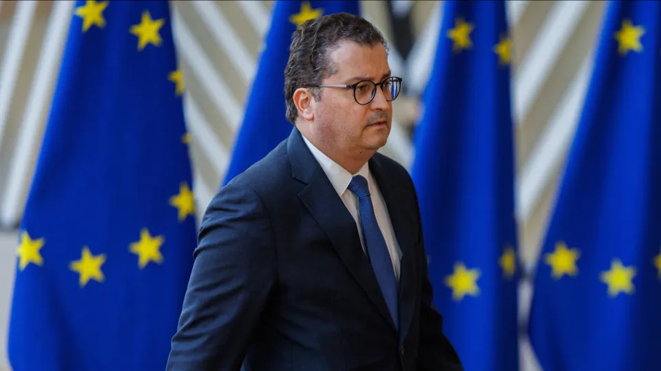 Bruxelas divulga parecer sobre plano orçamental português. O