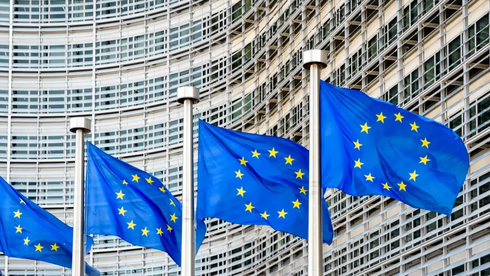 Bruxelas pede adaptação de sistema de pensões para avançar