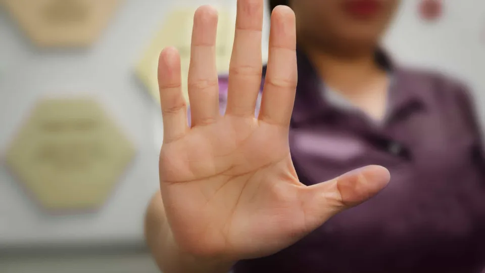 CMVM alerta para entidade não autorizada a intermediação