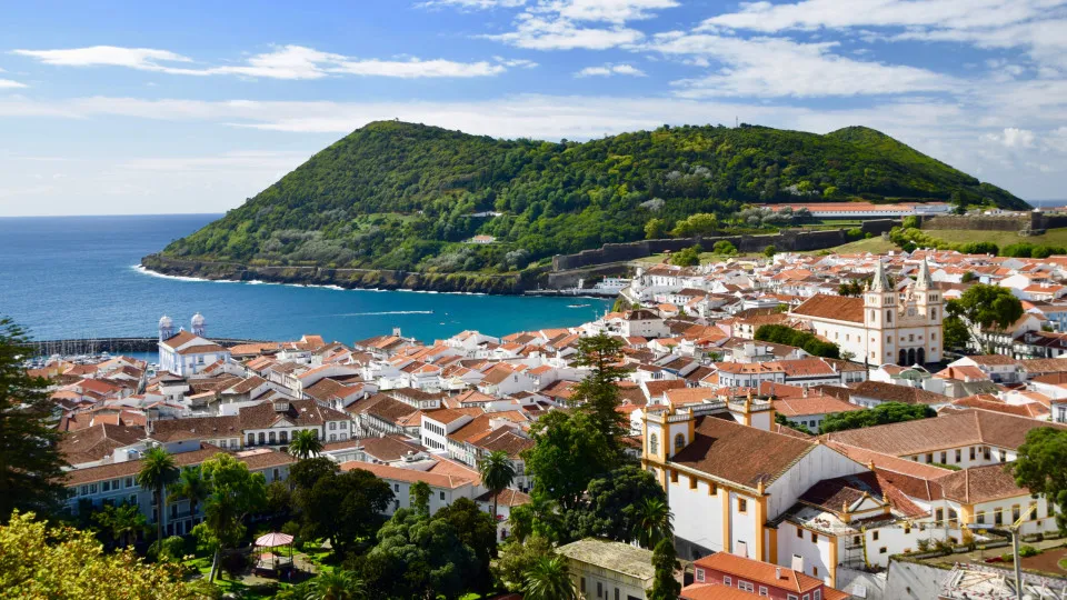Empresários dos Açores querem contrariar "sinais de redução"