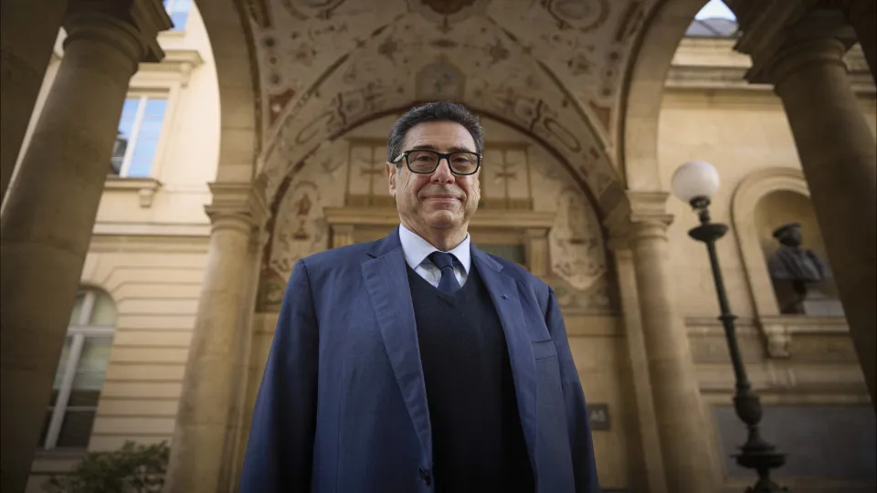 Falta de concorrência pode limitar potencial da IA, diz