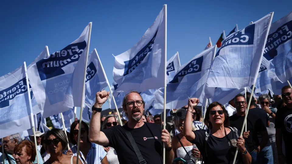 Frente Comum e FENPROF congratulam-se com grande adesão à