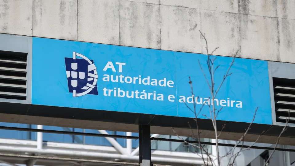 Funcionários do fisco recebem mais de 67 milhões da cobrança