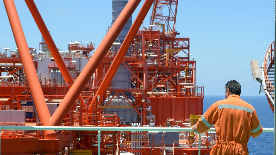 Gás eleva investimento estrangeiro em Moçambique a novo