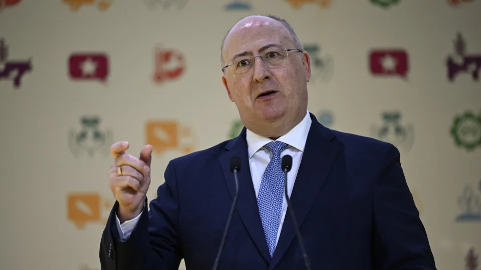 Governo fez 'upgrade' às direções regionais, diz ministro da