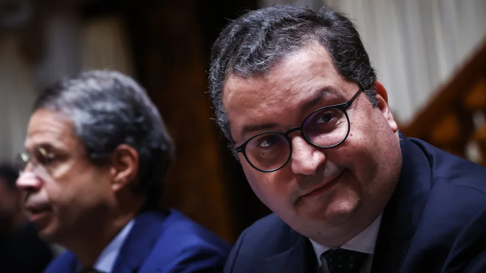 IVA de 6% na construção só terá "grande efeito" a partir de